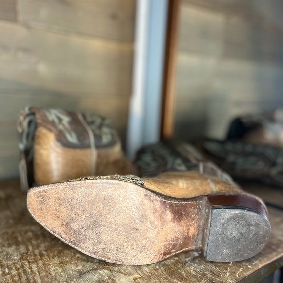 FRYE VINTAGE CLASSIC COWBOY BOOT - Picture 4 of 4